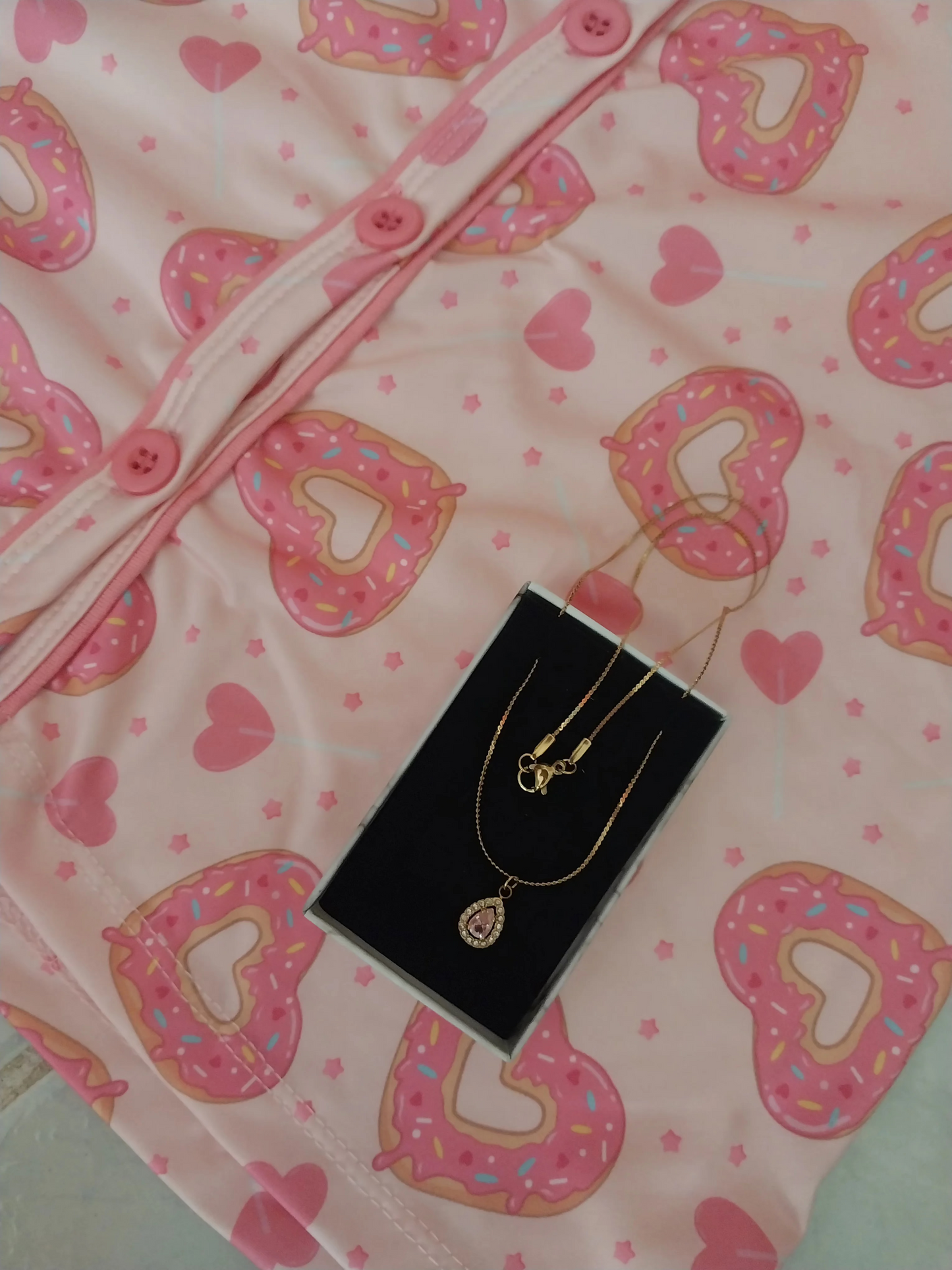 Pijama shorts and Necklace pink pendant combo